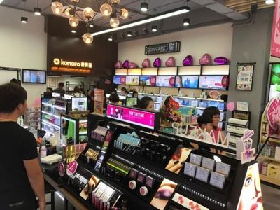 開業不滿三月顧客盈門 探索化妝品零售的O2O變革之道